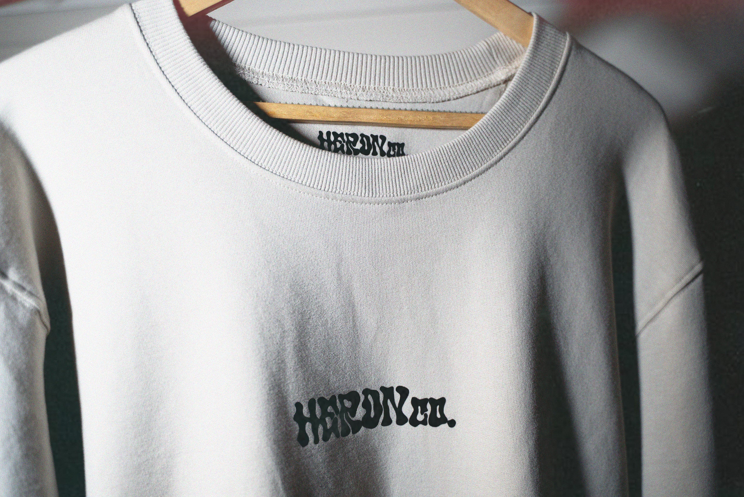 'Bottle' Sweatshirt | Bone White